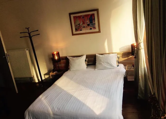 Appart-hôtel Maison de la Lune - petite Auberge d'Etterbeek